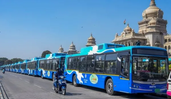 Featured Image of Bus Connectivity